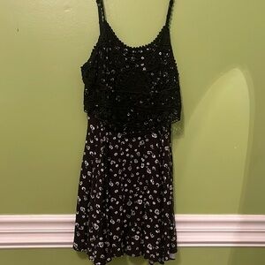 EUC Urban Outfitters Crochet Floral Dress